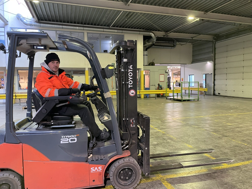 cross-docking-lifttruck