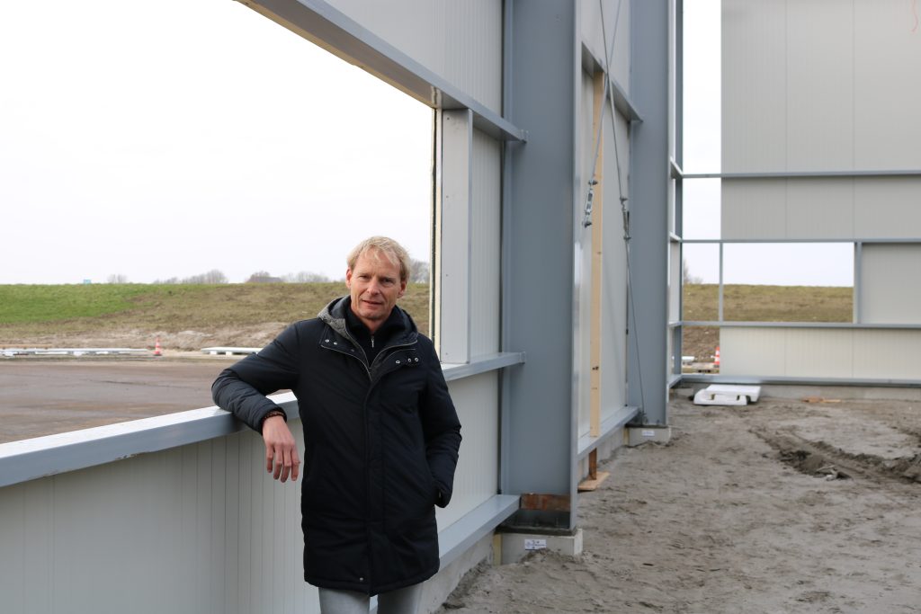 Hendrik Meijer at the Meijer Handling Solutions production expansion site in Sint Jacobiparochie